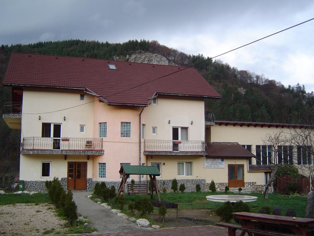 Complex La Valtoare Bran  Exterior photo